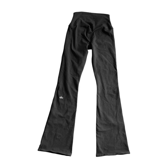 ALO Yoga Airbrush High-Waist 7/8 Bootcut Leggings in Black - Picture 4 of 6